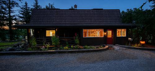 8793 Colony Road, Wardner, BC - Outdoor With Deck Patio Veranda