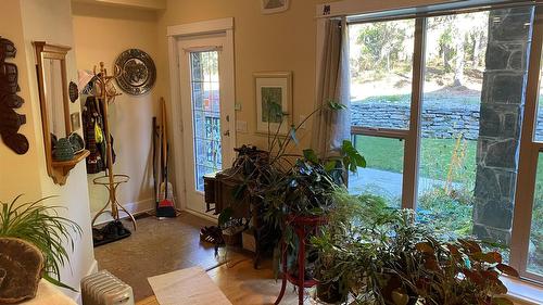 7-912 Slocan Street, Slocan, BC 