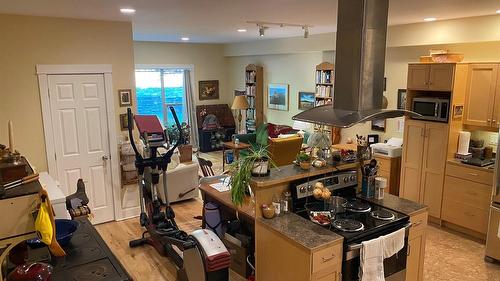 7-912 Slocan Street, Slocan, BC 