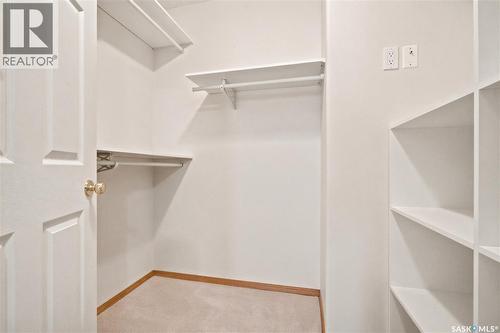 743 Pezer Court, Saskatoon, SK 