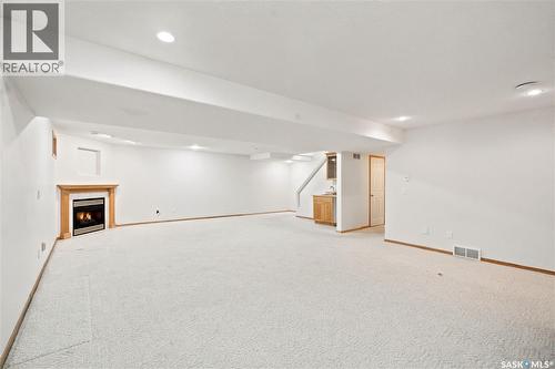743 Pezer Court, Saskatoon, SK 