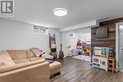 Family room - 