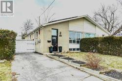 189 TAYLOR MILLS DRIVE N Richmond Hill, ON L4C 2T5