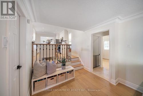 134 Fairwood Place W, Burlington, ON 