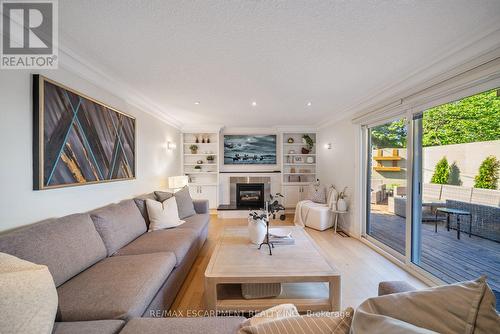 134 Fairwood Place W, Burlington, ON 