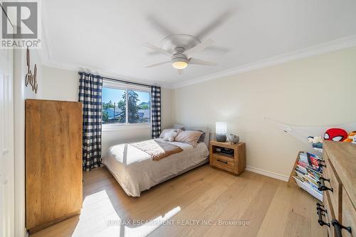 134 Fairwood Place W, Burlington, ON 
