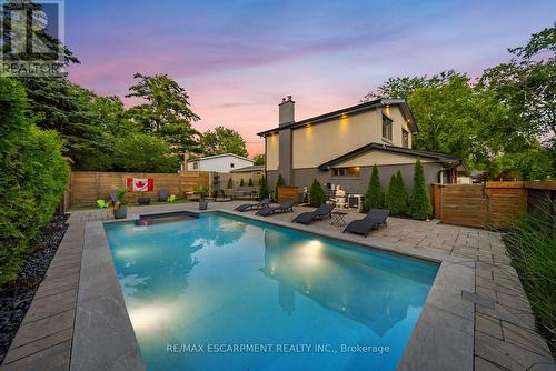 134 Fairwood Place W, Burlington, ON 