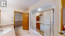 Main Bathroom - 