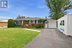 4381 JACKSON STREET  Lincoln, ON L3J 0N9