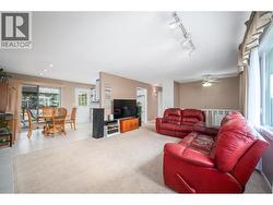 Living room/dining room - 