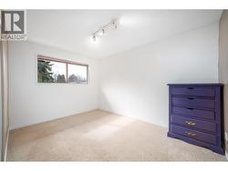 Second bedroom upstairs - 