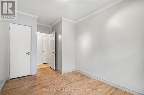 325 Summit Avenue, Ottawa, ON 
