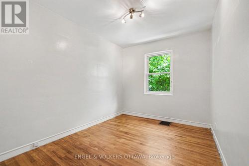 325 Summit Avenue, Ottawa, ON 
