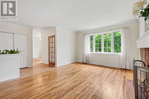 325 Summit Avenue, Ottawa, ON 