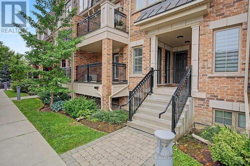 73 - 2441 GREENWICH DRIVE  Oakville, ON L6M 0S3