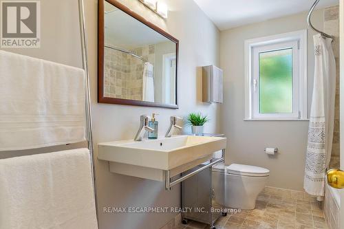1548 Wembury Road, Mississauga, ON 