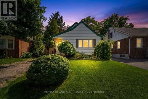 61 Glenmount Avenue, Hamilton, ON 
