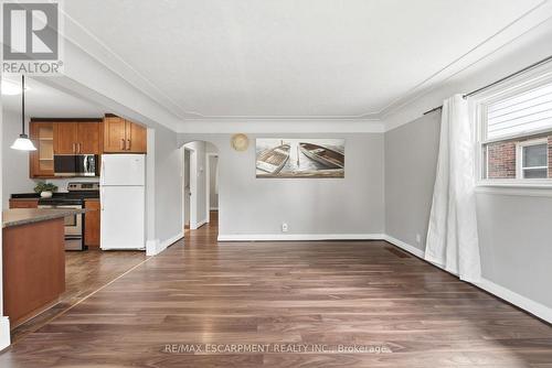 61 Glenmount Avenue, Hamilton, ON 