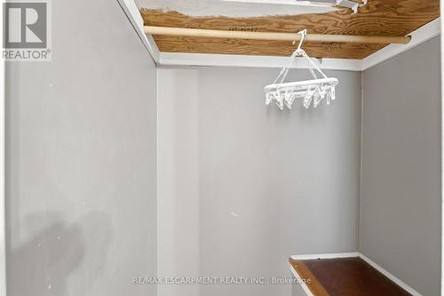 61 Glenmount Avenue, Hamilton, ON 
