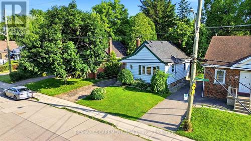 61 Glenmount Avenue, Hamilton, ON 