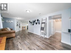 Great 1 or 2 bdrm suite or family room for the main home! - 