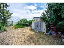 Shed for convenience! - 