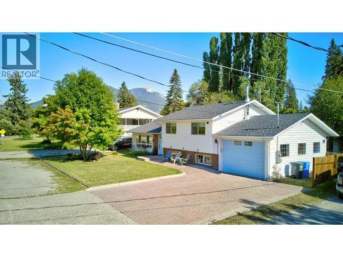 506 5th Street  Golden, BC V0A 1H0