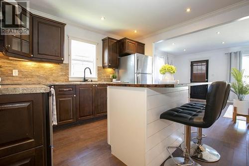 82 Cameron Ave, Sault Ste. Marie, ON - Indoor Photo Showing Kitchen With Upgraded Kitchen