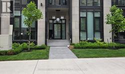 101 - 2 FOREST HILL ROAD  Toronto, ON M4V 2L3