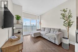 619 - 7 KENASTON GARDENS Toronto, ON M2K 1G7