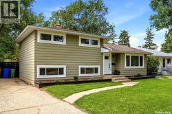 233 Orchard CRESCENT  Regina, SK S4S 5B9
