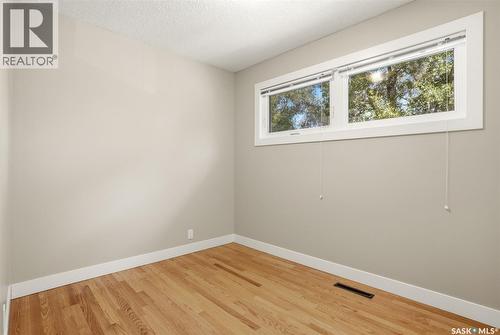 233 Orchard Crescent, Regina, SK 