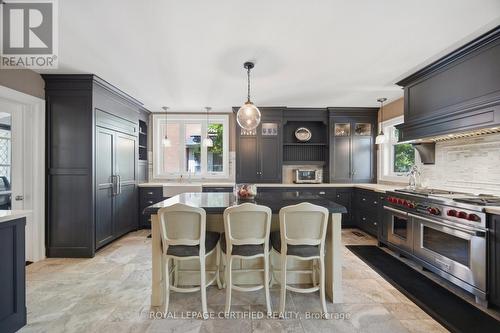 8 Elizabeth Street S, Brampton, ON 