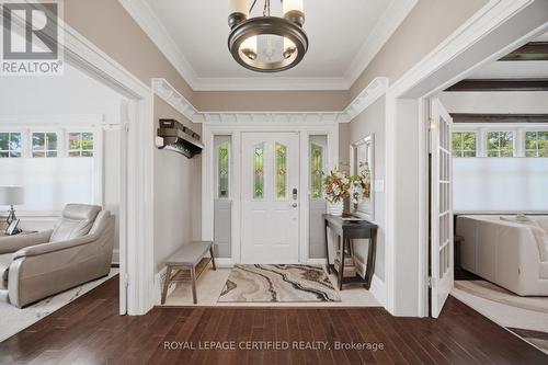 8 Elizabeth Street S, Brampton, ON 