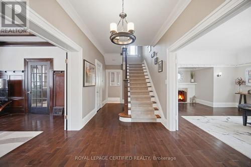 8 Elizabeth Street S, Brampton, ON 