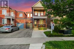 8 AMARANTH CRESCENT Brampton, ON L7A 0L7