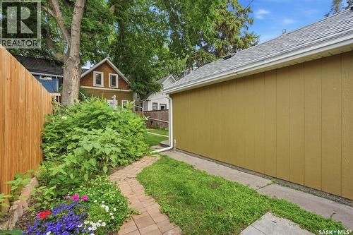 805 H Avenue S, Saskatoon, SK 