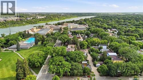805 H Avenue S, Saskatoon, SK 