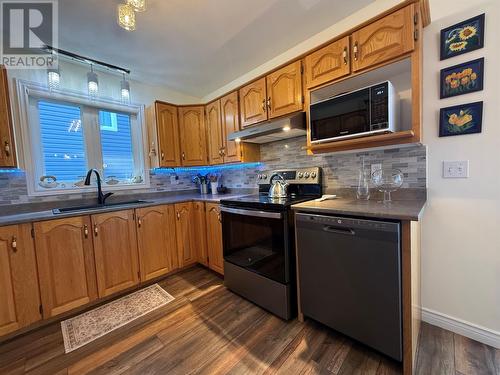 10 Jacaranda Place, St. John’S, NL 