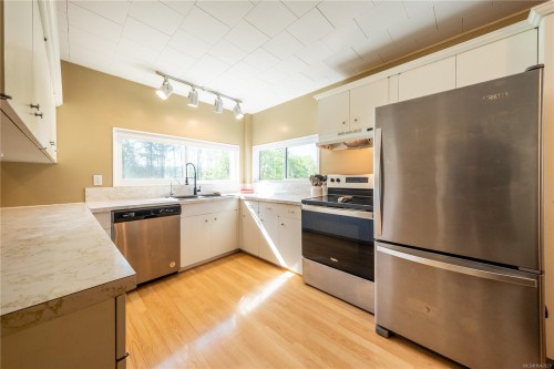 2263 Dick Ave, Nanaimo, BC 