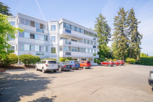 #202-9958 Daniel St, Chemainus, BC 