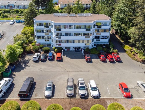 #202-9958 Daniel St, Chemainus, BC 