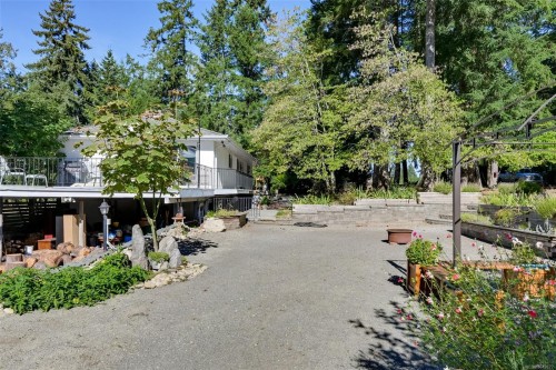 2660 Holden Corso Rd, Nanaimo, BC 