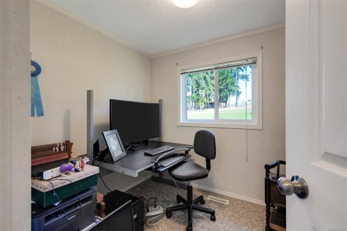 2660 Holden Corso Rd, Nanaimo, BC 