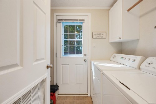 2660 Holden Corso Rd, Nanaimo, BC 