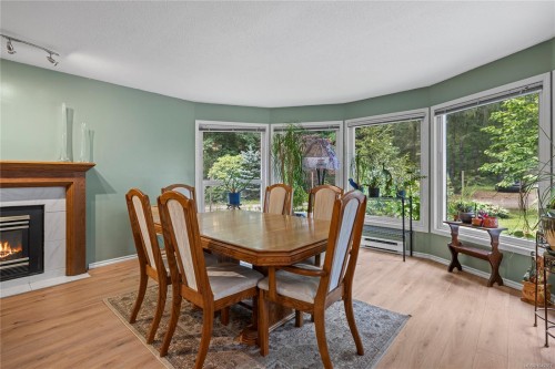 3198 Melon Rd, Hilliers, BC 