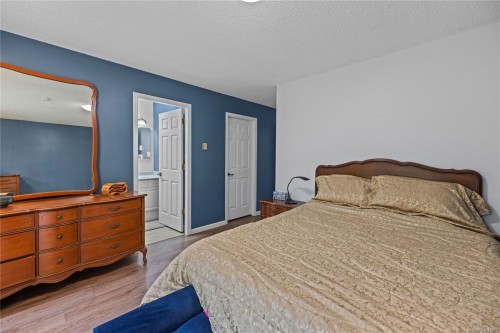3198 Melon Rd, Hilliers, BC 