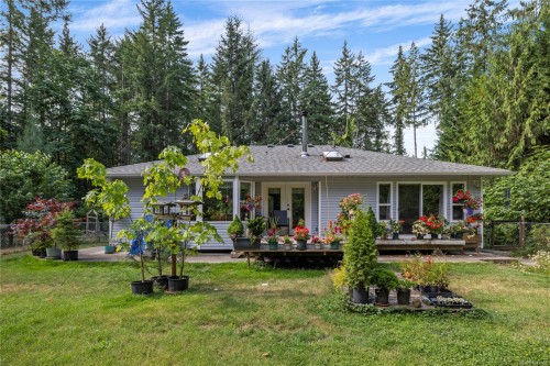 3198 Melon Rd, Hilliers, BC 