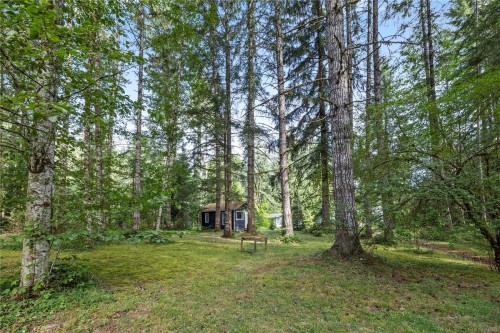3198 Melon Rd, Hilliers, BC 