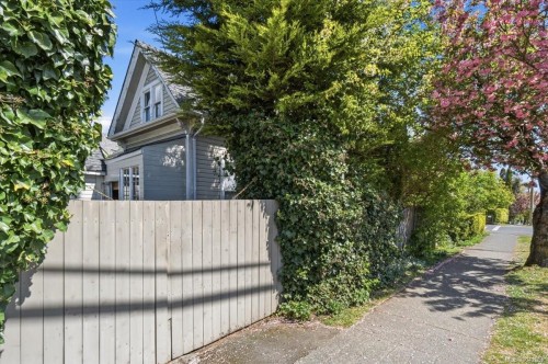 133 Milton St, Nanaimo, BC 